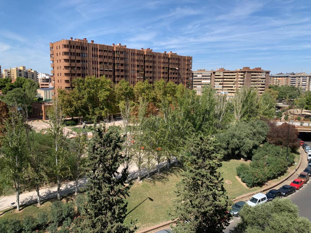 Precioso Piso Recien Reformado En Zaragozaアパートメント エクステリア 写真